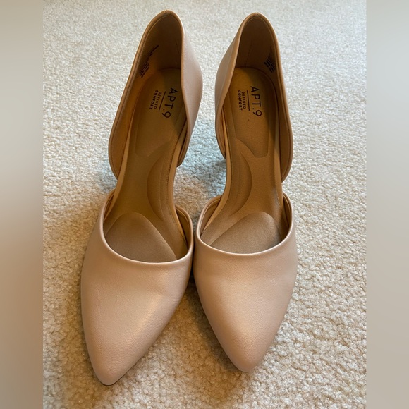 Apt. 9 Shoes - Apt. 9 Women's Nude Heels size 8
